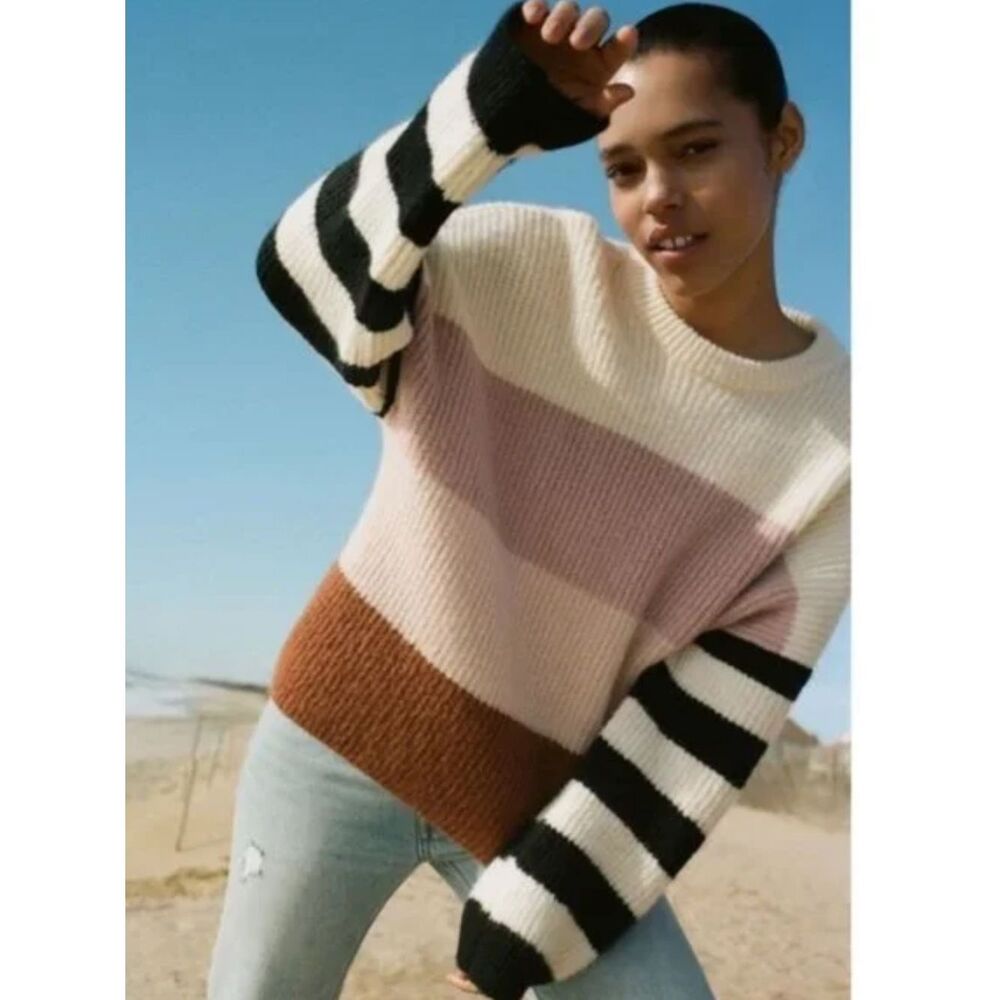 Urban Outfitters Truly Madly Deeply Caroline Striped Sweater Women’s Small
